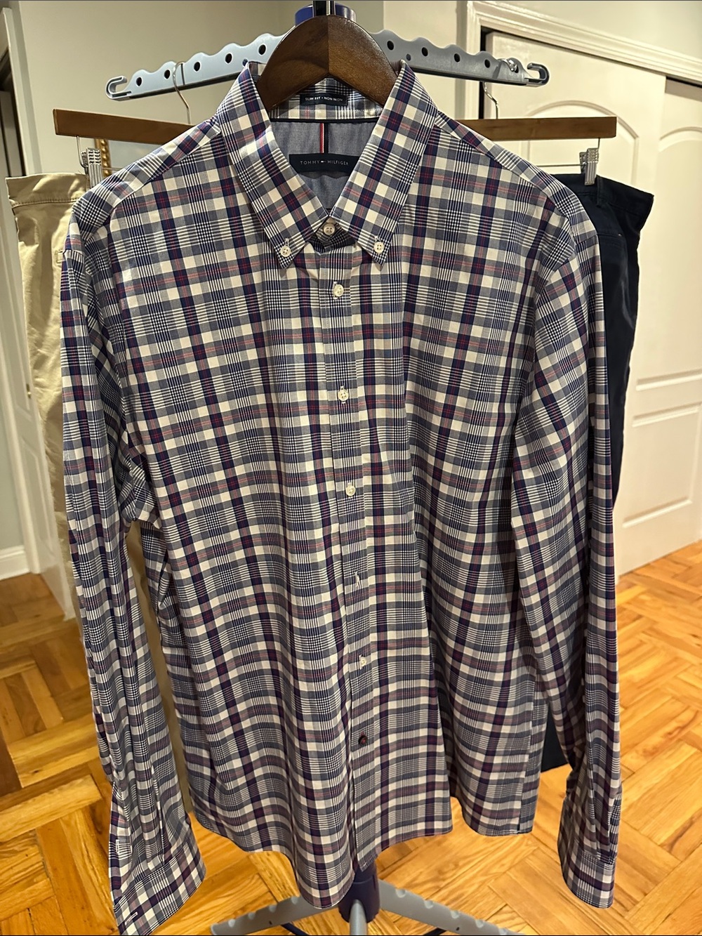 Tommy Hilfiger Men's Plaid Button-Down Shirt - Navy & Red